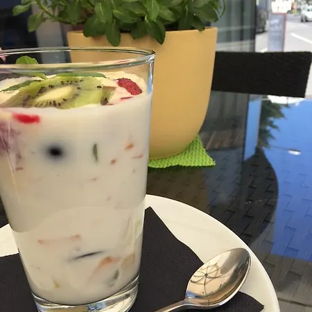 Cafe Schatz ホーエネムス