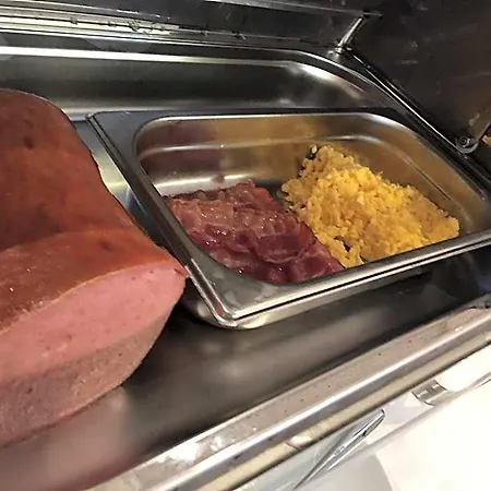 ホテル Cafe Schatz ホーエネムス
