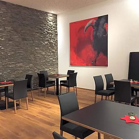 Cafe Schatz 3*