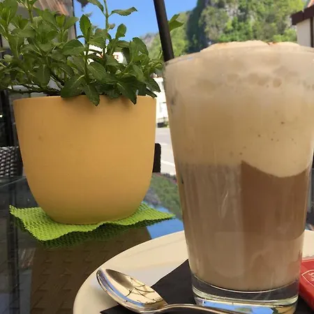Cafe Schatz 3*