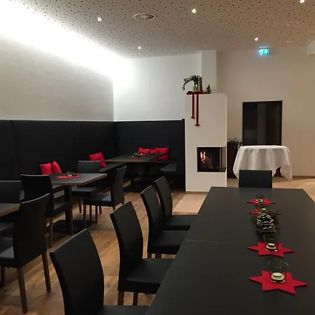 Cafe Schatz Hotel