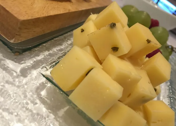 Hotel Cafe Schatz 3*